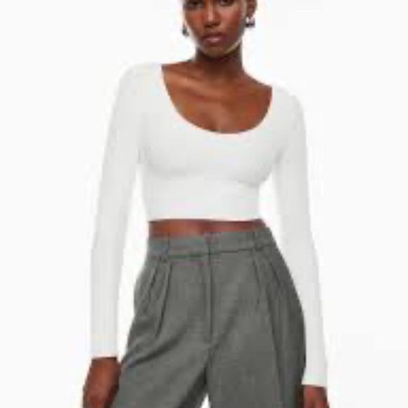 Aritzia Babaton White Sculpt Cropped Long Sleeve Shirt XS - Picture 2 of 11